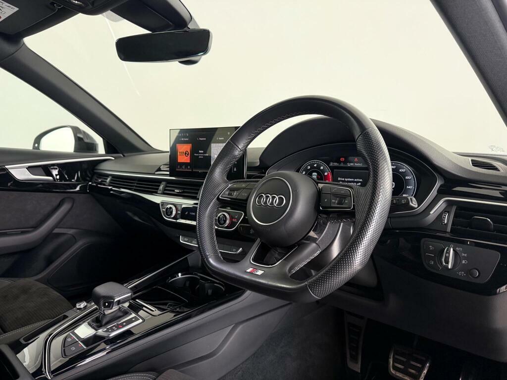 Audi A4 Avant 2.0 Tfsi 40 Black Edition S Tronic Euro 6 Ss WP70MVV White #3