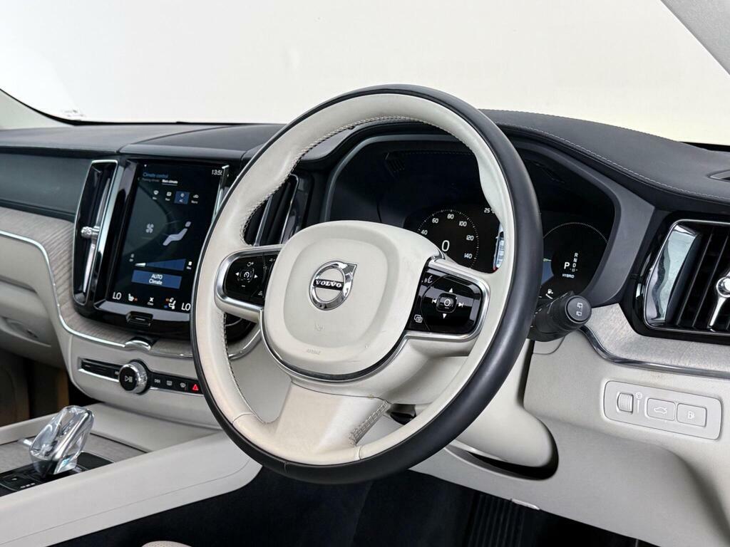 Volvo XC60 2.0H T8 Twin Engine 11.6Kwh Inscription Pro A Grey #3