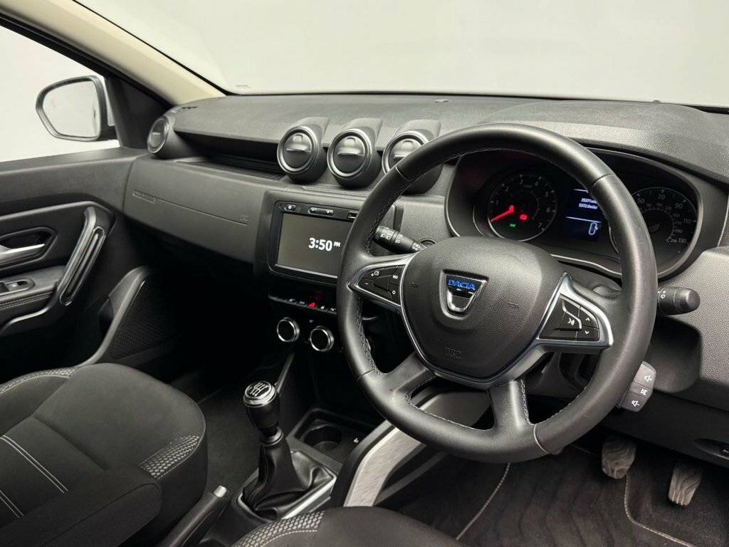 Dacia Duster 1.3L Prestige Grey #3