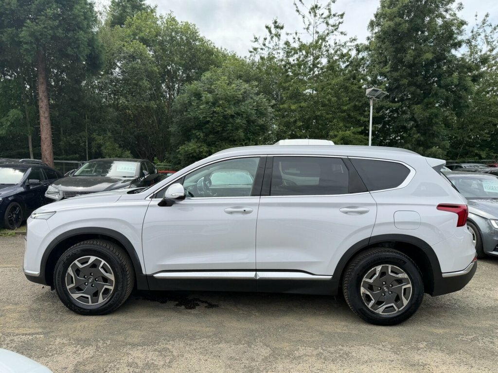 Hyundai Santa Fe 1.6L Premium ND21YKE White #4