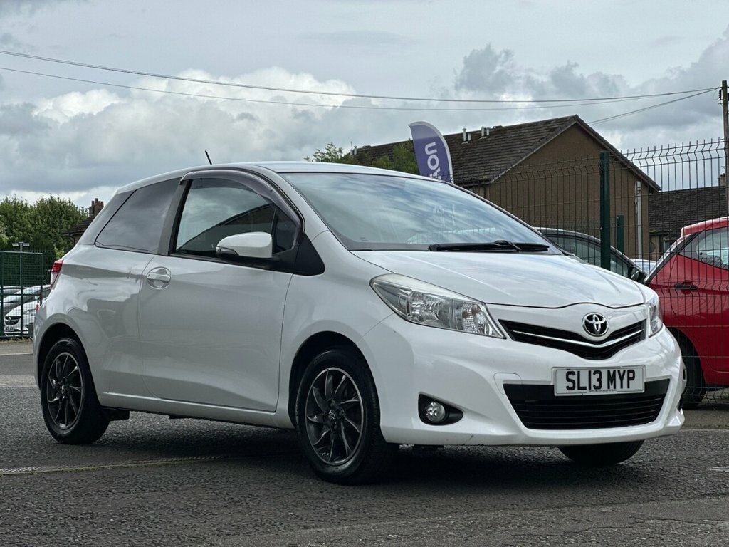 Toyota Yaris 1L Edition White