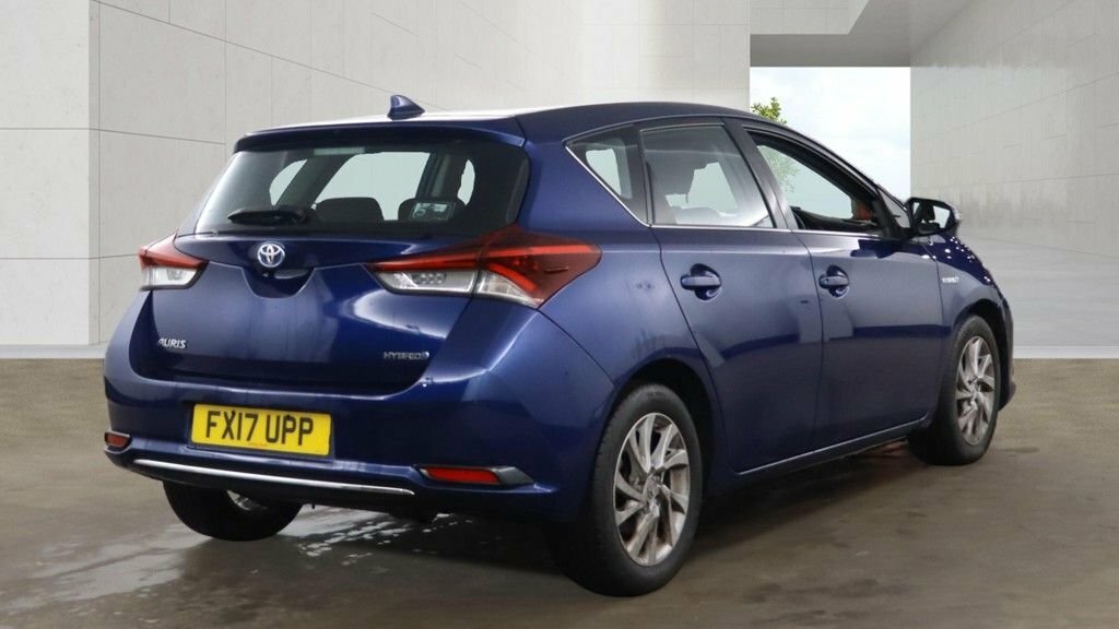 Toyota Auris 1.8L Business Edition Blue #4