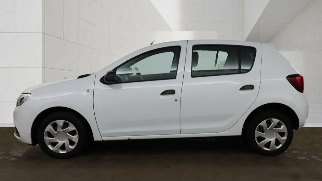 Dacia Sandero 1L Essential White #6
