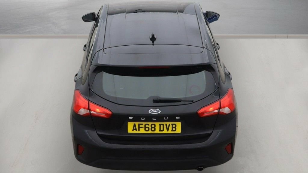 Ford Focus 1.0T Ecoboost Zetec Euro 6 Ss 12,490 Click  #8
