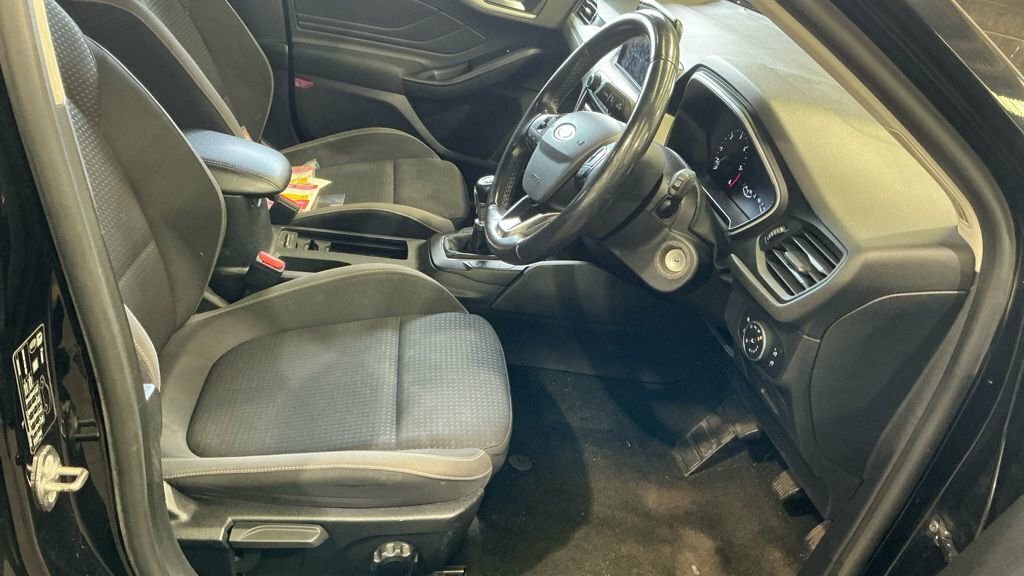 Ford Focus 1.0T Ecoboost Zetec Euro 6 Ss 12,490 Click  #11