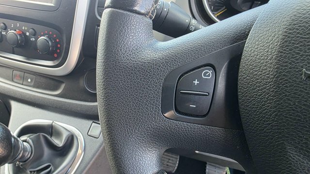 Renault Trafic 2017 1.6 Dci Energy 29 Sport Nav Crew Van Lwb Euro Grey #19