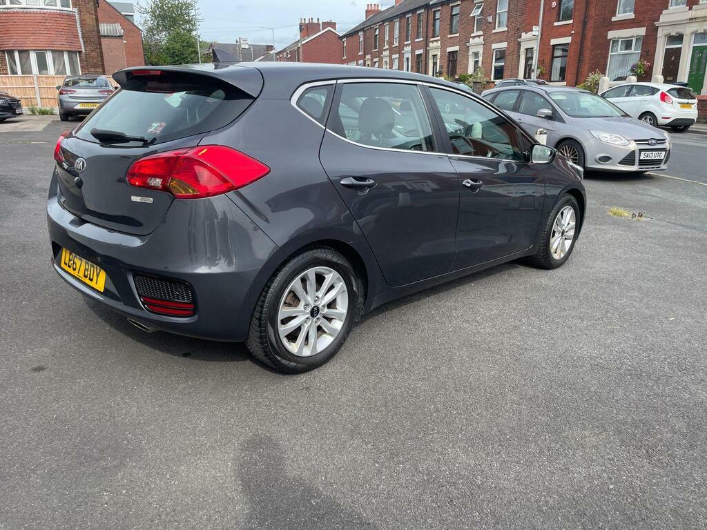 Kia Ceed 1.6 Crdi 2 Hatchback Silver #5