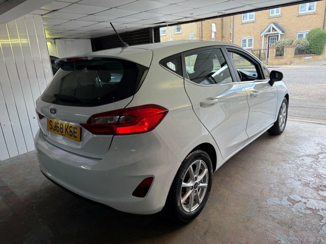 Ford Fiesta 1.5 Tdci Zetec Euro 6 S S White #6