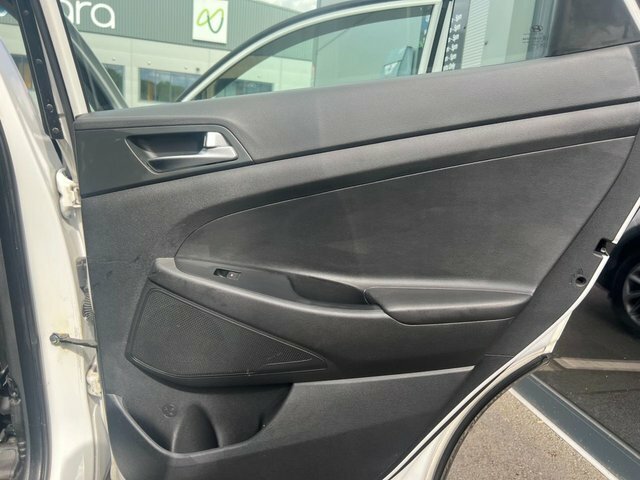 Hyundai Tucson 1.7 Crdi Blue Drive Se Nav 2Wd Silver #29