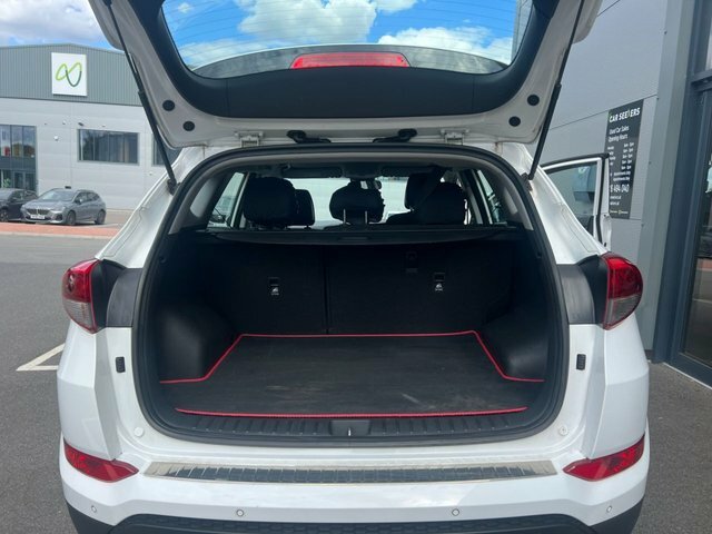 Hyundai Tucson 1.7 Crdi Blue Drive Se Nav 2Wd Silver #11