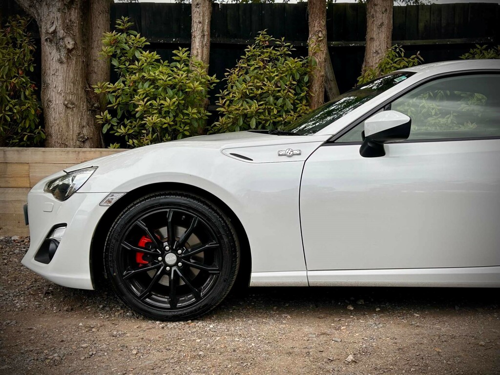 Toyota GT86 Aero D-4s White #12