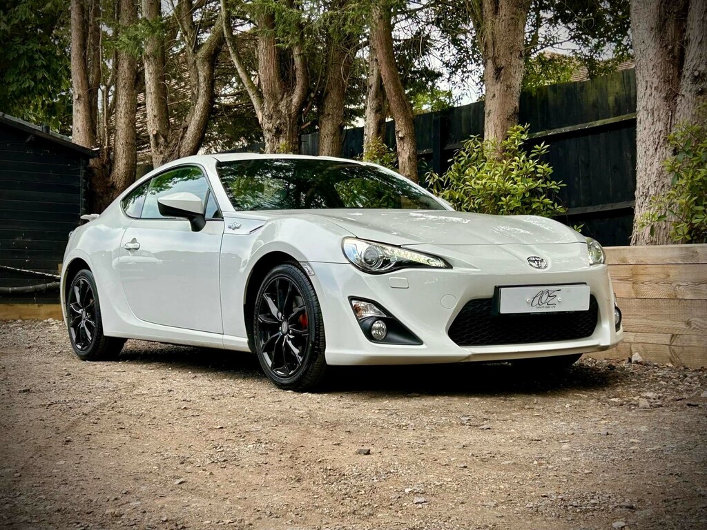 Toyota GT86 Aero D-4s White #39