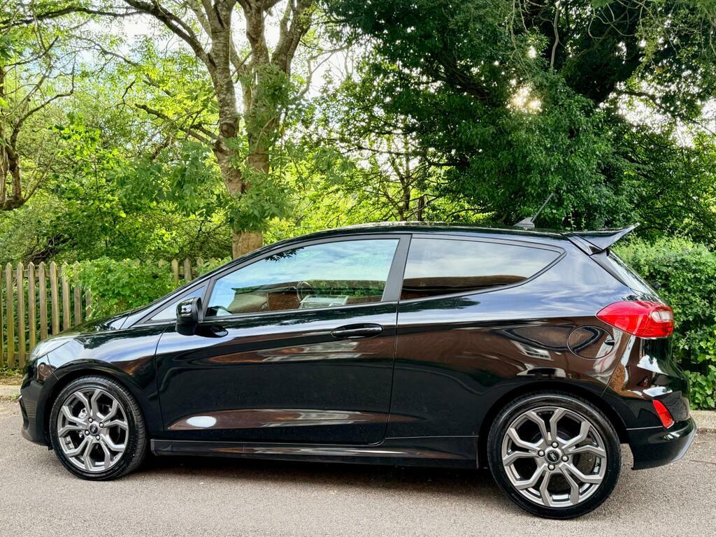 Ford Fiesta 1.0T Ecoboost Mhev Titanium X Hatchback White #8