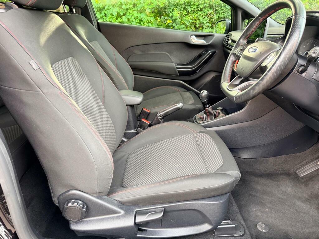 Ford Fiesta 1.0T Ecoboost Mhev Titanium X Hatchback White #16