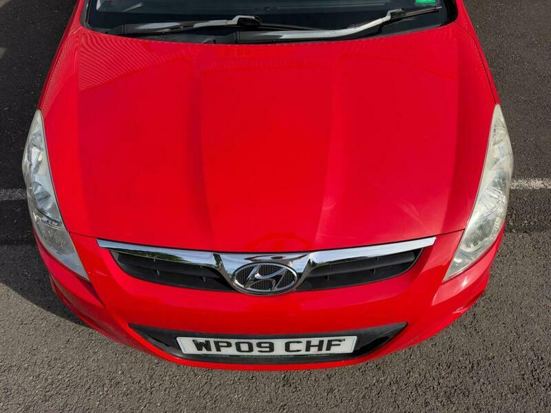 Hyundai I20 1.4 Comfort Euro 4 WP09CHF Red #4
