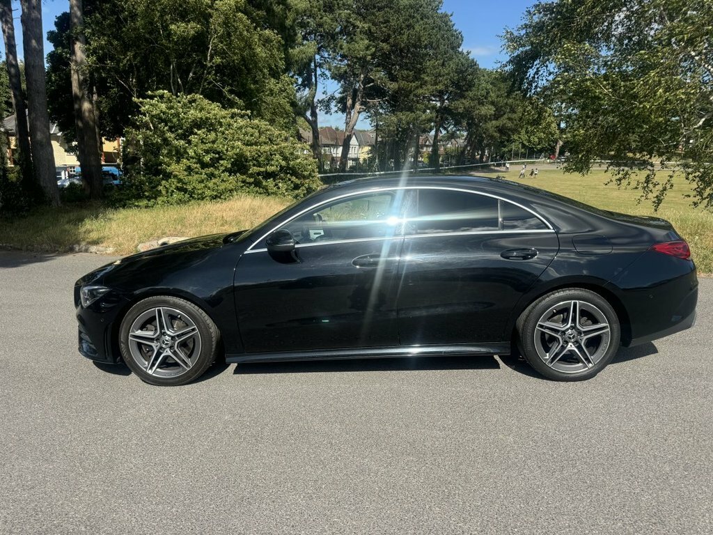 Mercedes-Benz CLA Class 1.3L Amg Line Black #4