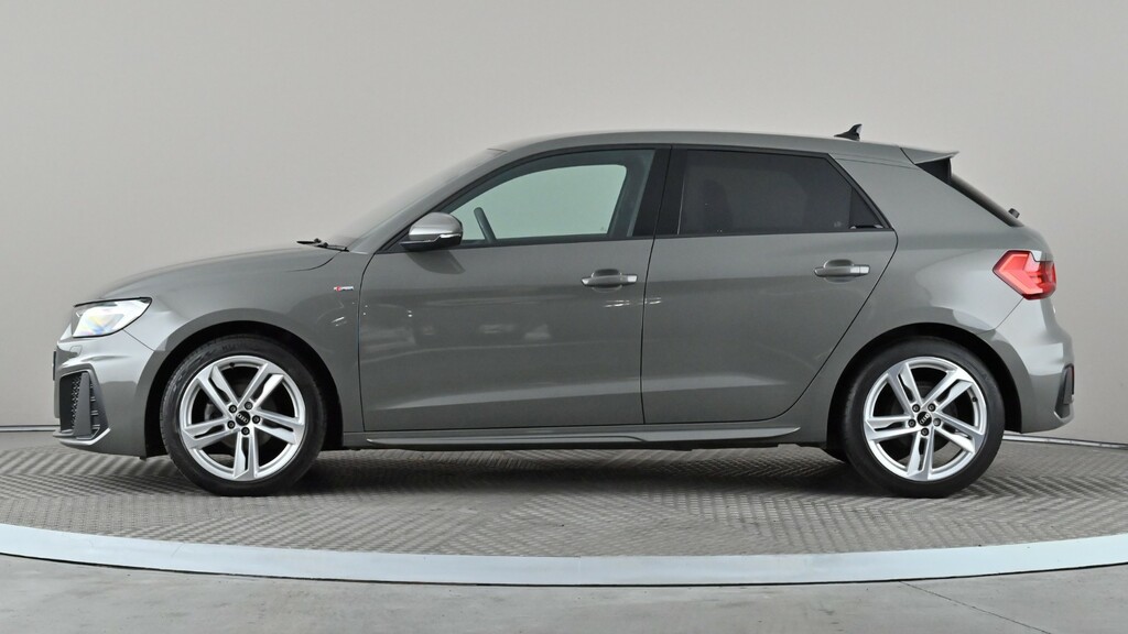 Audi A1 25 Tfsi S Line CX72NCN Grey #3