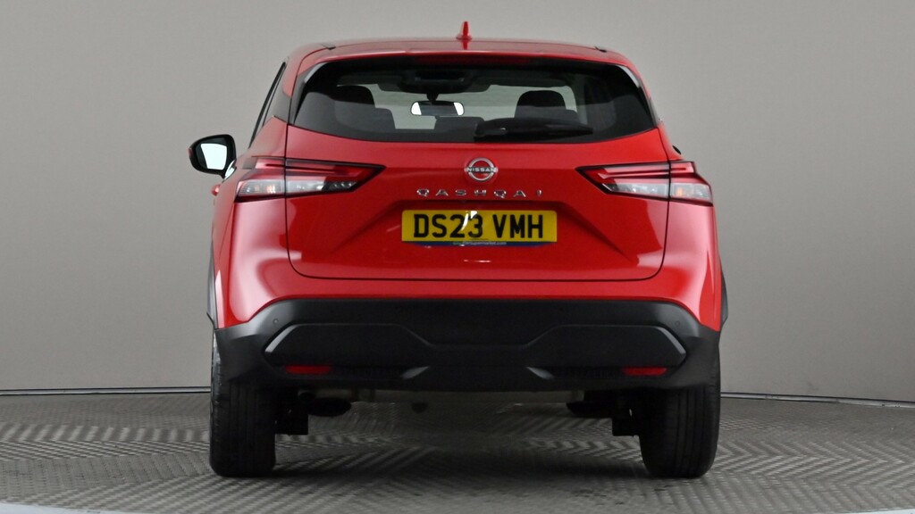 Nissan Qashqai 1.3 Dig-t Mh 158 Acenta Premium DS23VMH Red #5