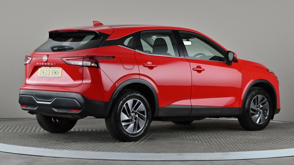 Nissan Qashqai 1.3 Dig-t Mh 158 Acenta Premium DS23VMH Red #6