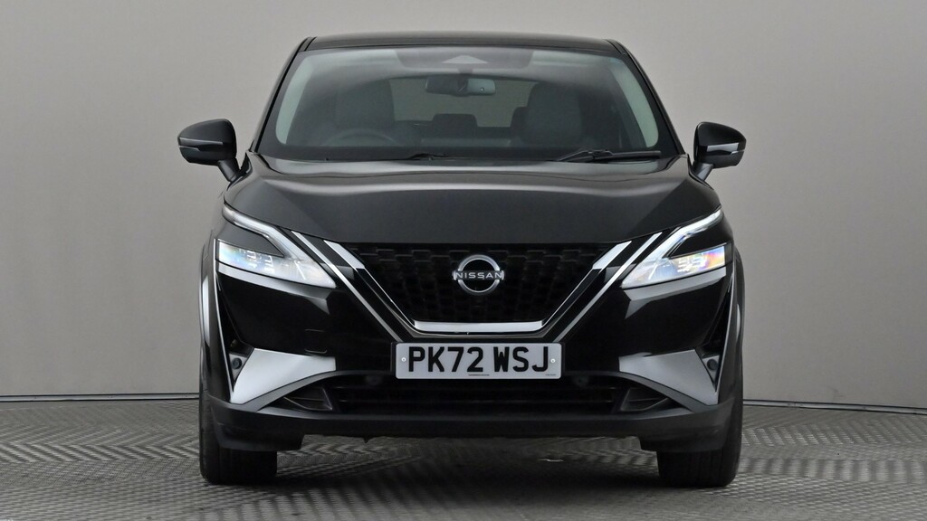 Nissan Qashqai 1.3 Dig-t Mh 158 N-connecta Xtronic Black #2