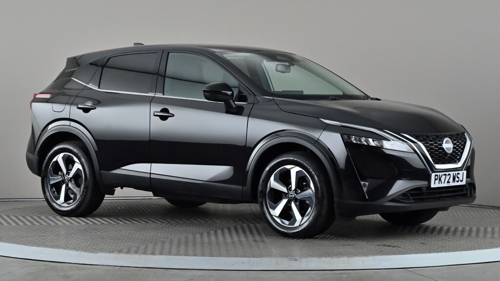 Nissan Qashqai 1.3 Dig-t Mh 158 N-connecta Xtronic Black
