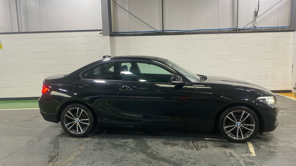BMW 2 Series 218I Sport Nav Step Black #3