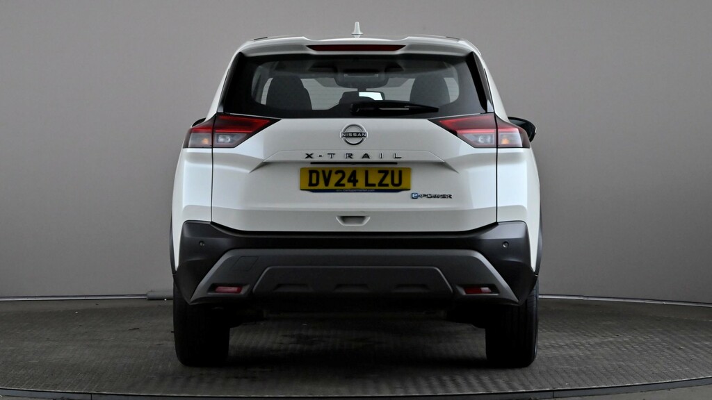 Nissan X-Trail 1.5 E-power 204 Acenta Premium Xtronic White #5