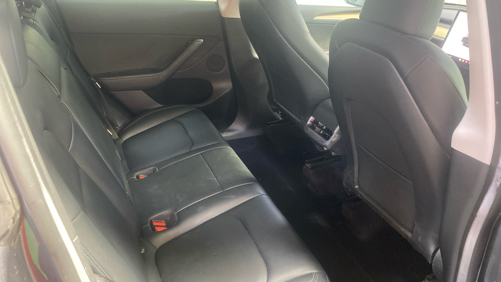 Tesla Model Y Suv Rwd Pan Roof Unique - Black Blue #5