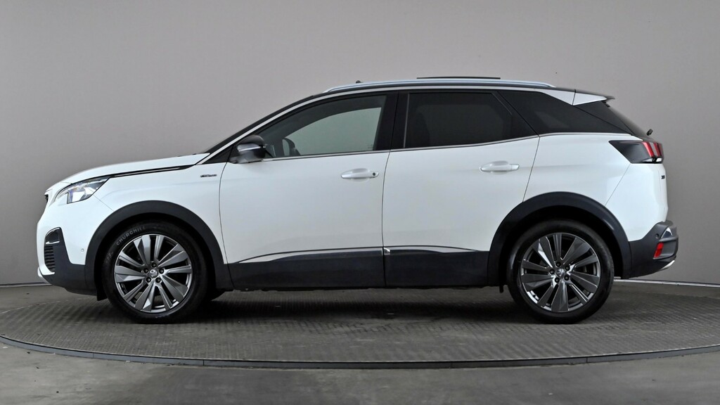 Peugeot 3008 1.2 Puretech Gt Line Premium White #3
