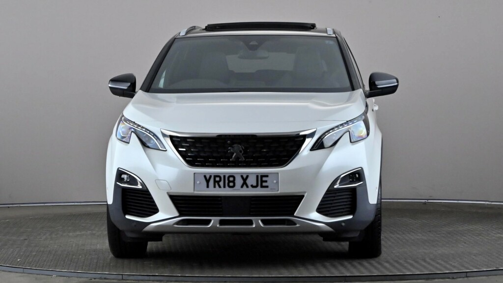 Peugeot 3008 1.2 Puretech Gt Line Premium White #2