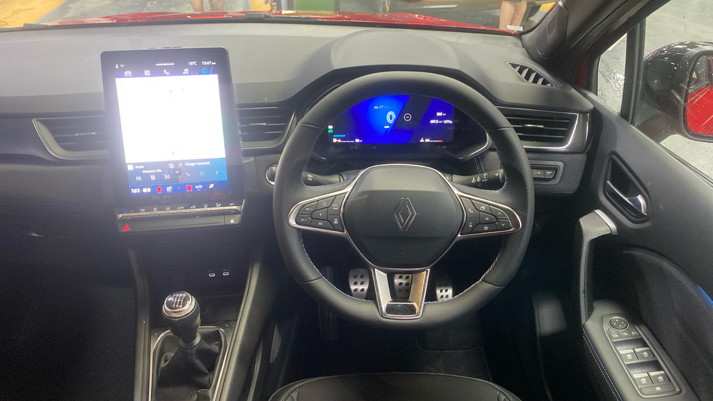 Renault Symbioz 1.3 Tce 140 Techno Esprit Alpine Red #4