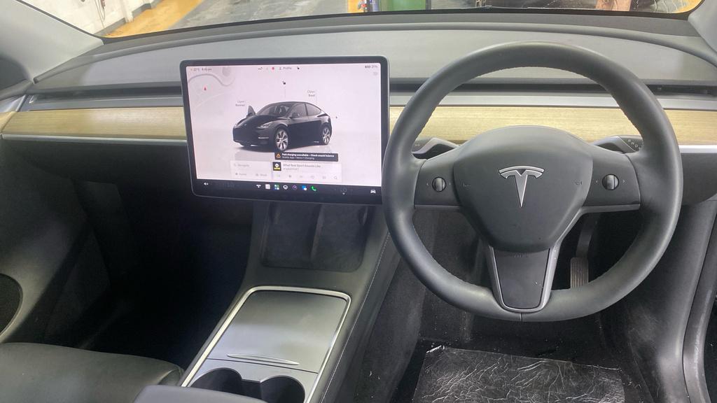 Tesla Model Y Rwd Auto Black #6