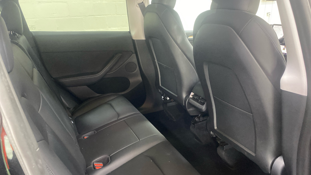 Tesla Model Y Rwd Auto Black #5