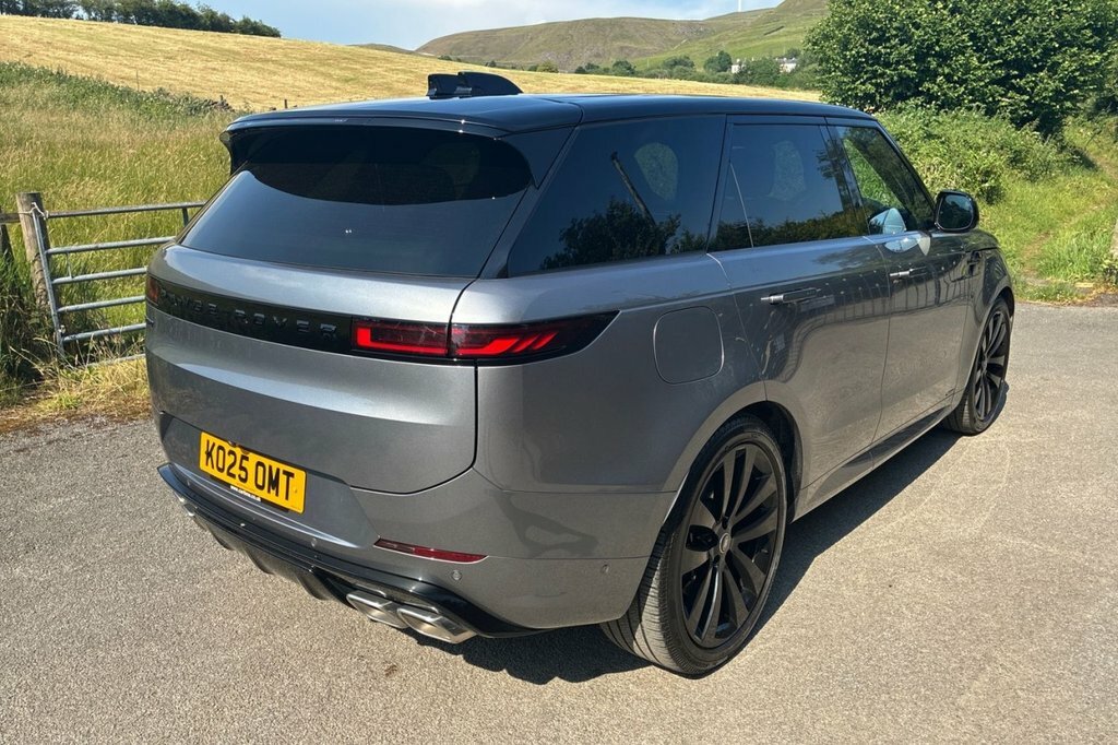 Land Rover Range Rover Sport 4.4L Autobiography 5dr KO25OMT Grey #4