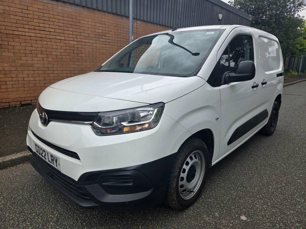 Toyota Proace City 1.5L Active White #3