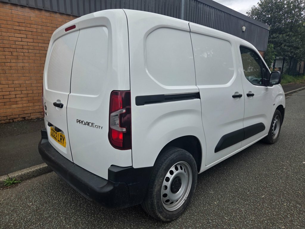 Toyota Proace City 1.5L Active White #6