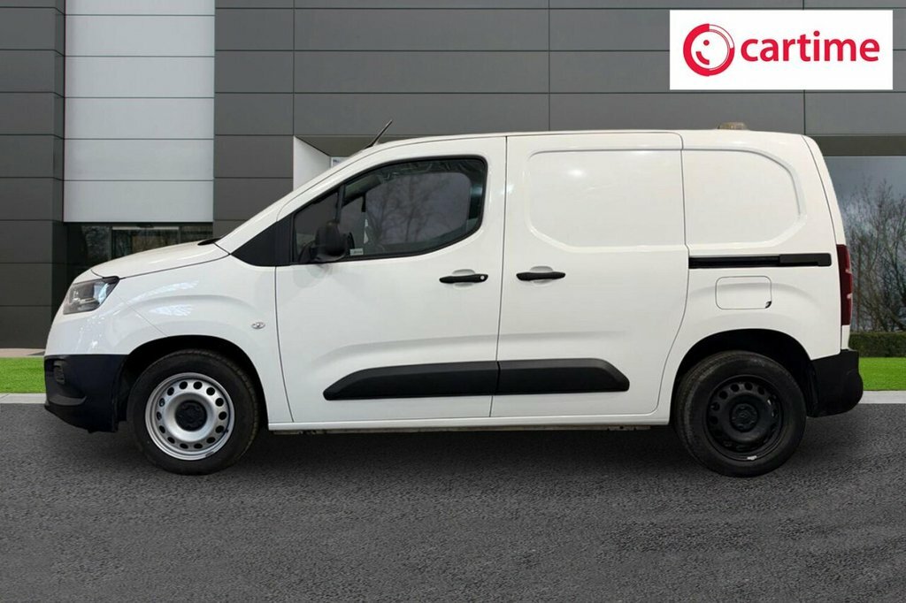 Toyota Proace City 1.5L Active White #3