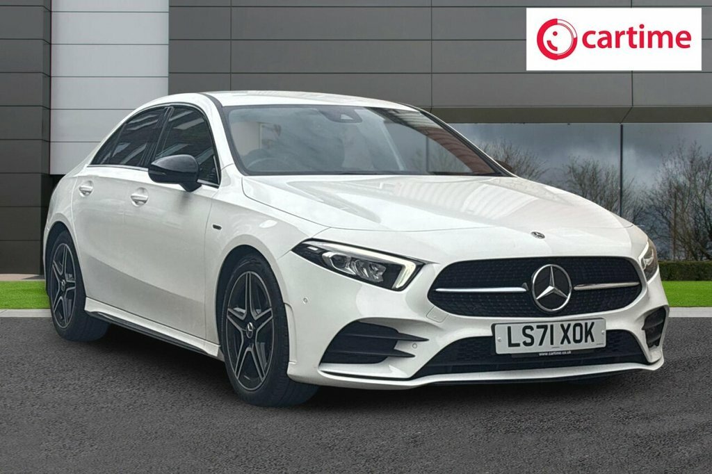 Mercedes-Benz A Class 2L Amg Line Edition White