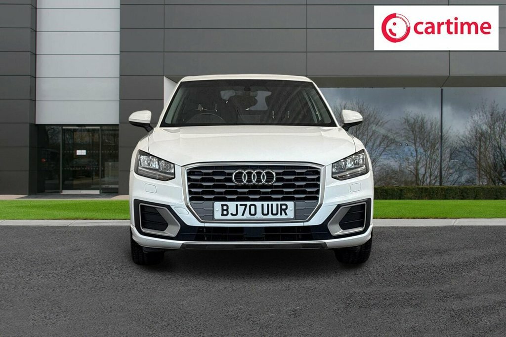 Audi Q2 1L Sport White #4