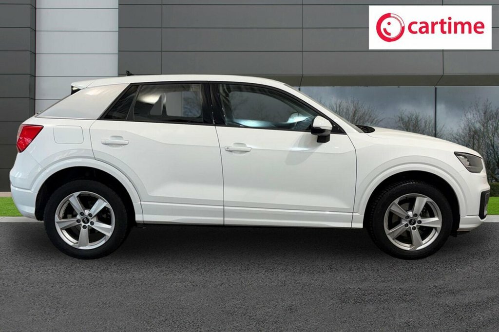 Audi Q2 1L Sport White #2