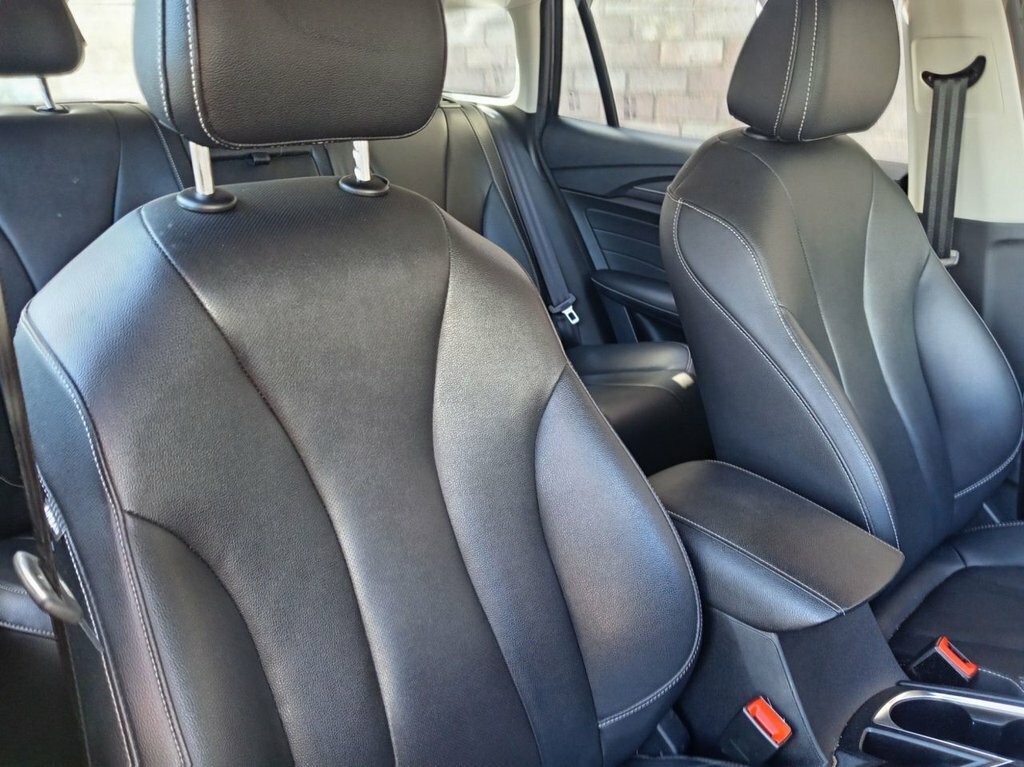 MG MG5 Estate Black #5