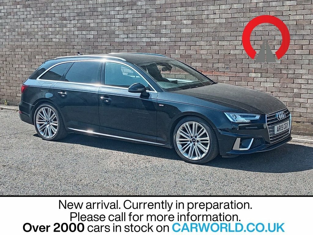 Audi A4 Avant 2L S Line Black
