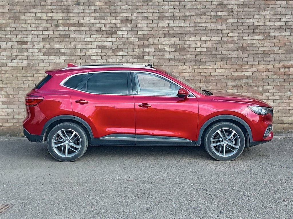 MG HS 1.5L Exclusive LY72BPO Red #3