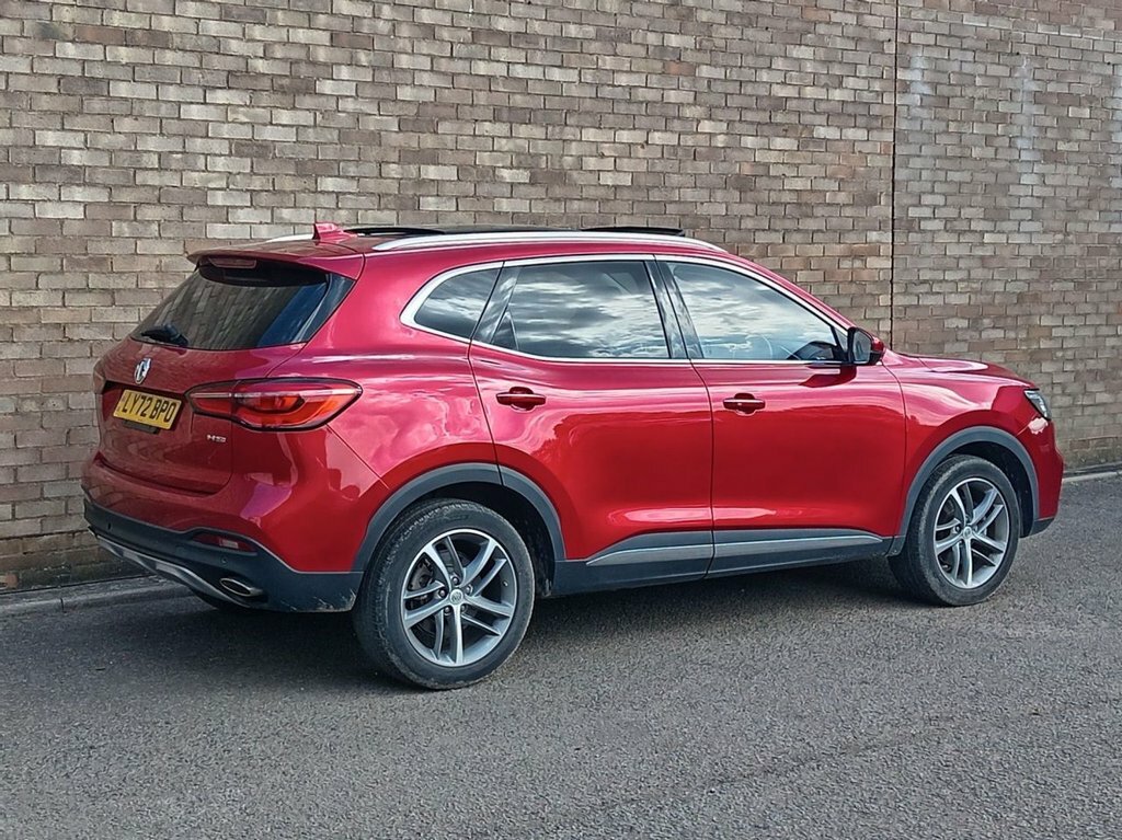 MG HS 1.5L Exclusive LY72BPO Red #4