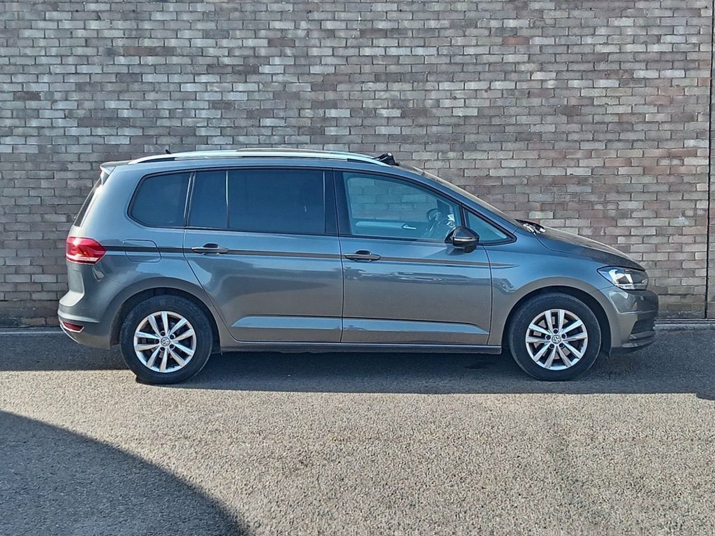 Volkswagen Touran 1L Se Family Grey #3