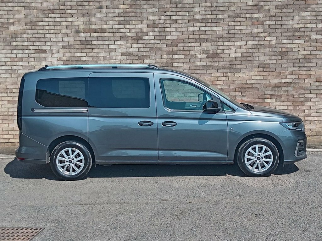 Ford Grand Tourneo Connect 2L Titanium Grey #2