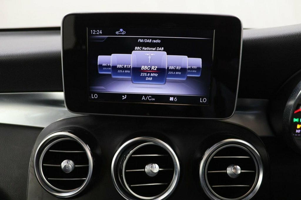 Mercedes-Benz GLC Class 300D 4Matic Amg Line Premium Pls 9G-tronic Black #11