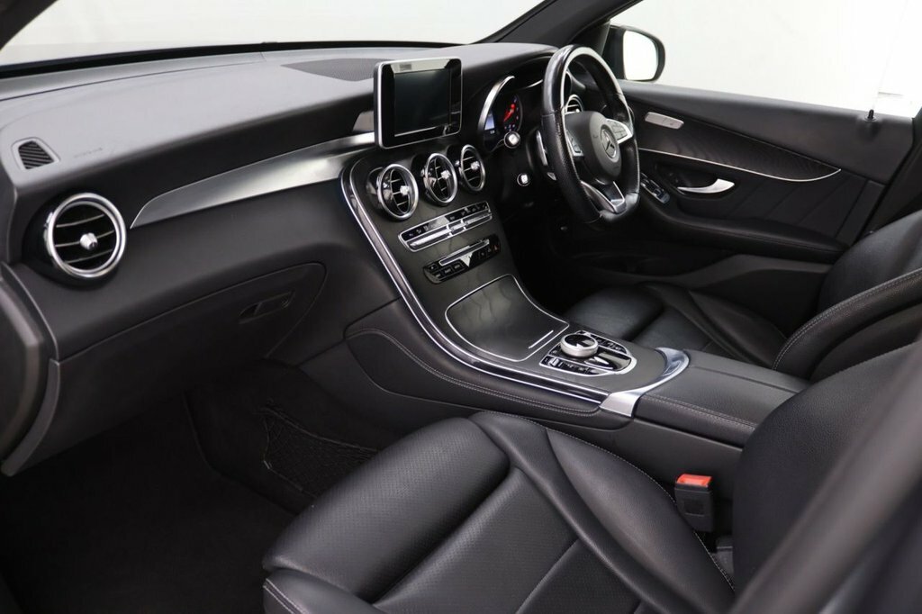 Mercedes-Benz GLC Class 300D 4Matic Amg Line Premium Pls 9G-tronic Black #20