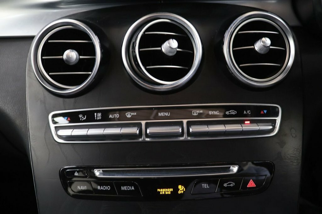 Mercedes-Benz GLC Class 300D 4Matic Amg Line Premium Pls 9G-tronic Black #14