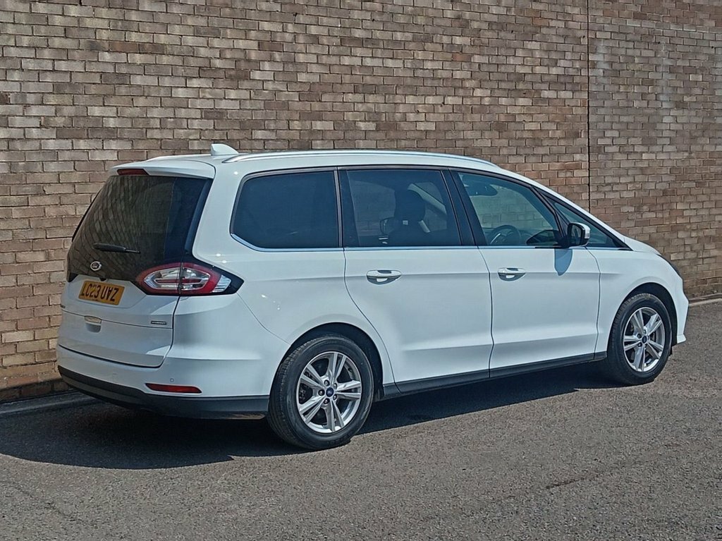 Ford Galaxy 2L Titanium White #4